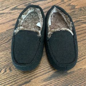 Boy’s Youth Slippers